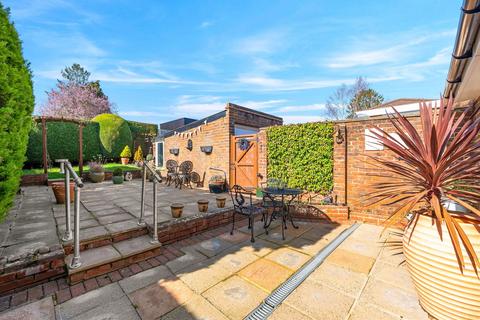 undefined, Dewlands, Godstone RH9