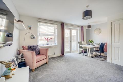3 bedroom terraced house for sale, Blenheim Road