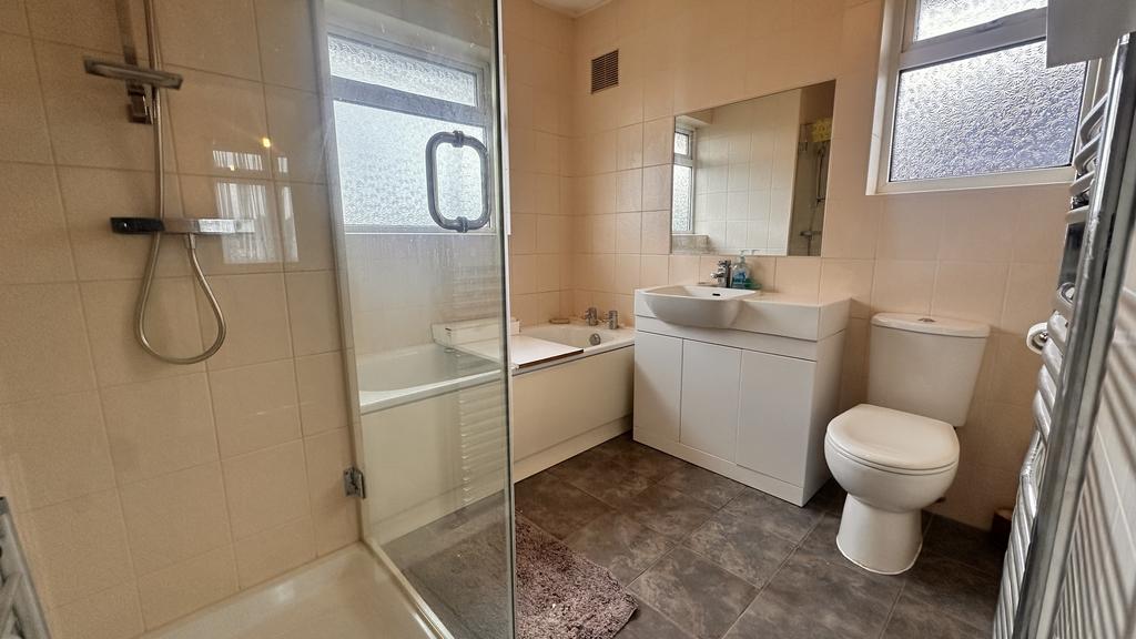 Family bathroom