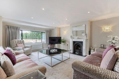3 bedroom detached house for sale, Shurdington Road, Cheltenham GL53