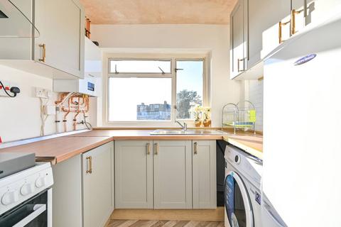 2 bedroom semi-detached house to rent, Woodcote Close, Kingston, Kingston upon Thames, KT2