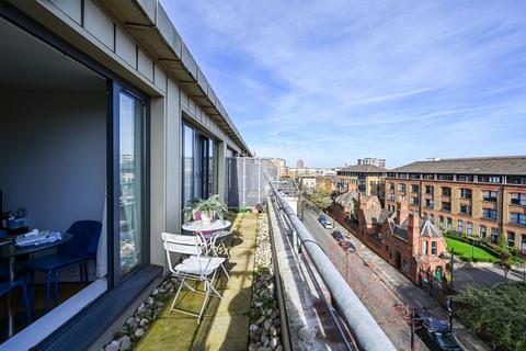 85 Fairfield Road, London E3