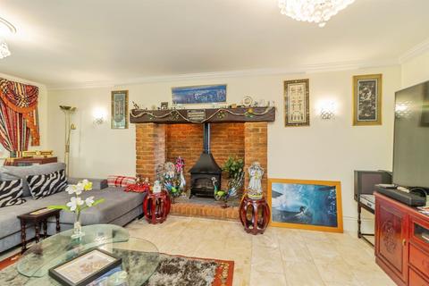 undefined, Linceslade Grove, Loughton, Milton Keynes