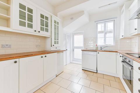 3 bedroom flat to rent, West Street, Harrow on the Hill, Harrow, HA1
