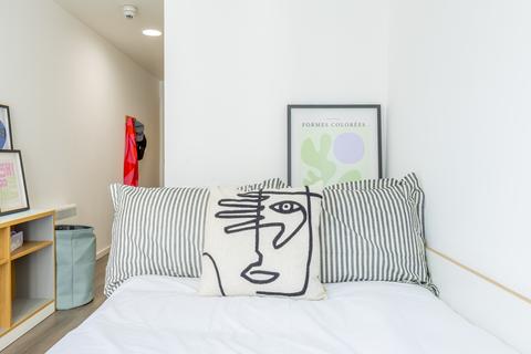 undefined, Bronze En Suite Two Bed at Dunaskin Mill, 5 Dunaskin Court G11