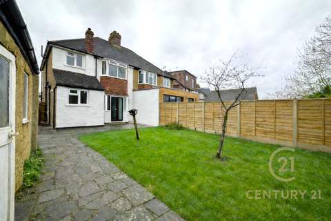 undefined, Glebe Gardens, NEW MALDEN KT3