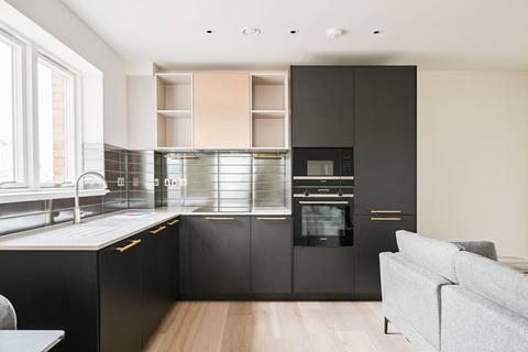 2 bedroom flat to rent, Azure House, N8, Hornsey, London, N8