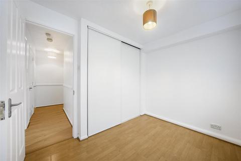 undefined, Champion Road, London SE26