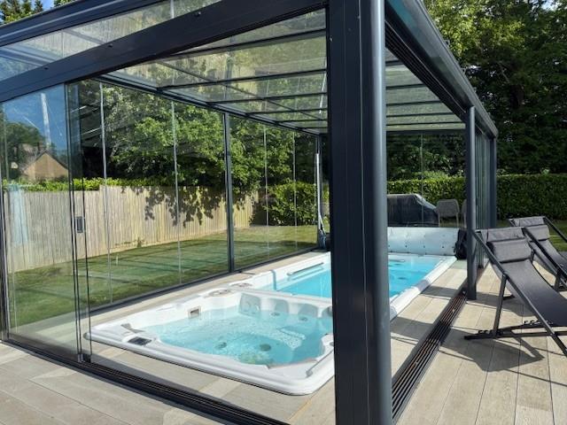 Pool-06.jpg