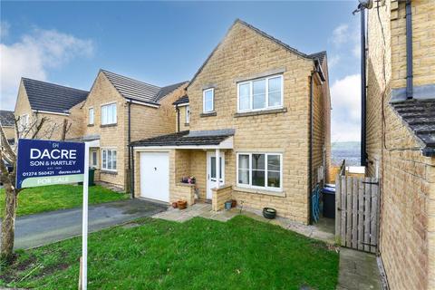 4 bedroom detached house for sale, Tulyar Court, Bingley, West Yorkshire, BD16