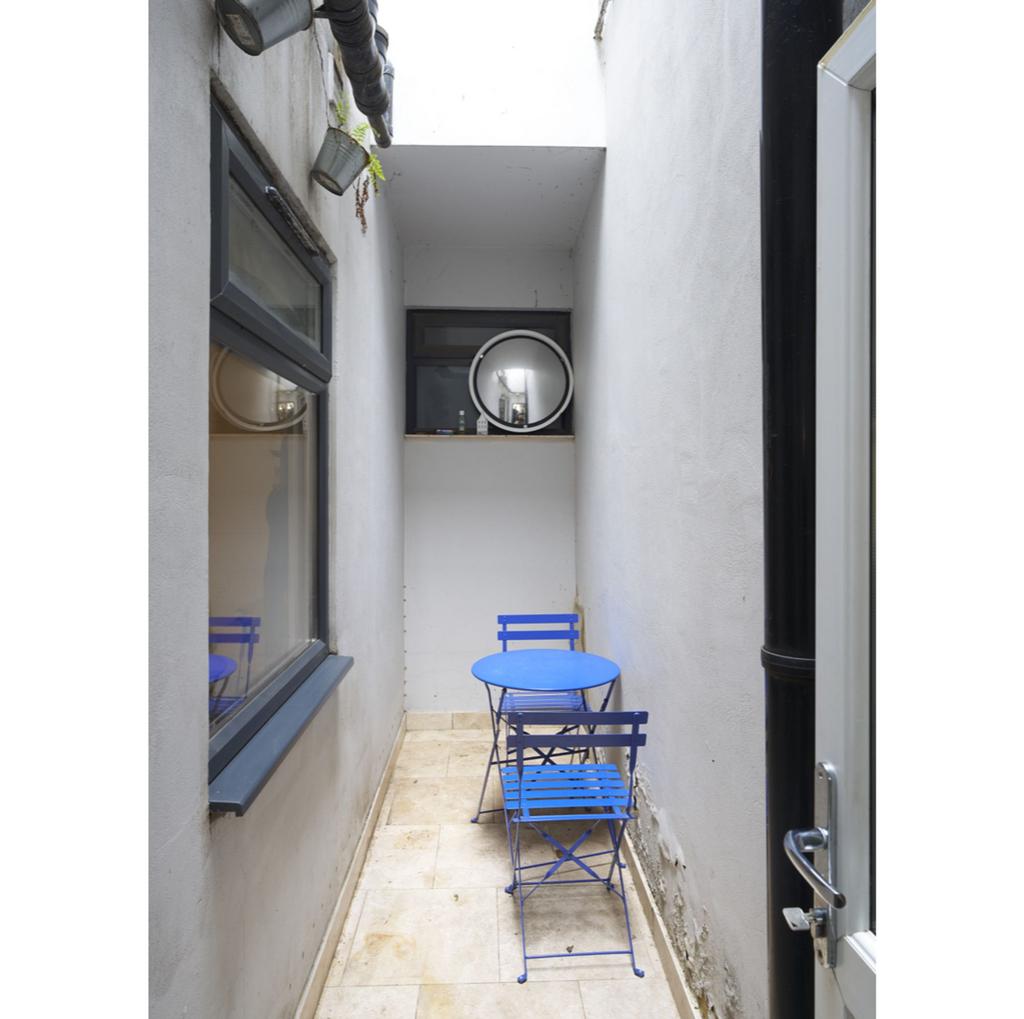 Clarence Mews E5