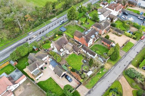 undefined, Old Bath Road, Reading RG4