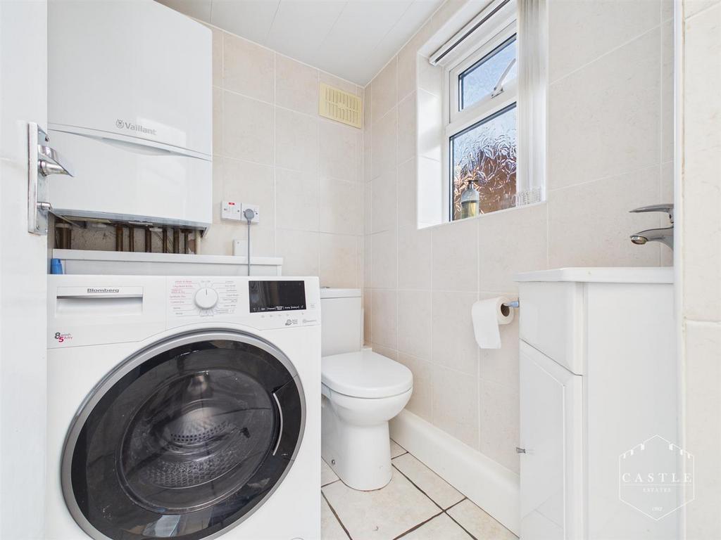 Guest cloakroom