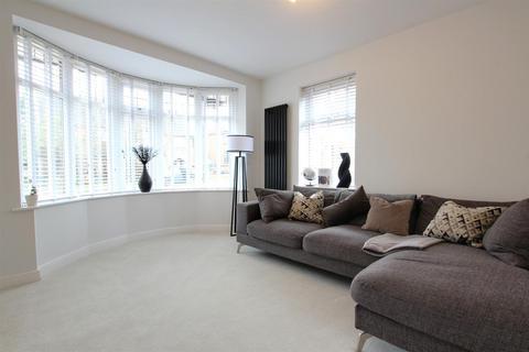 undefined, Tranby Avenue, Hessle HU13