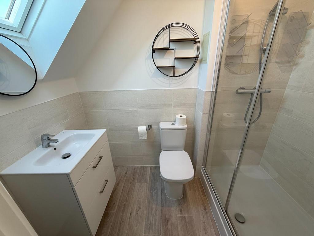 Ensuite