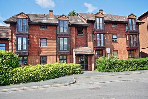 undefined, Midhope Road, Woking GU22