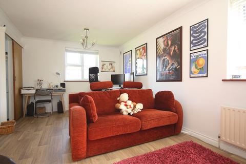 1 bedroom flat for sale, Midhope Road, Woking GU22