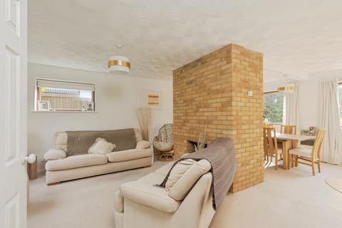 undefined, Manor Drive, Longfield DA3