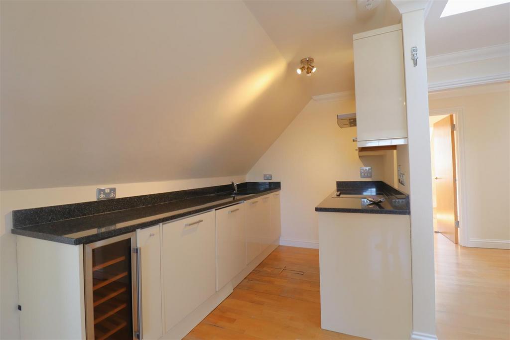 Kitchen1.JPG