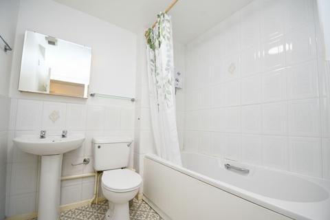 2 bedroom flat for sale, Lancaster Road, Salford, M6