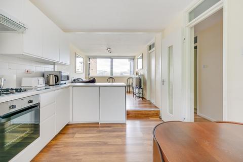 1 bedroom apartment to rent, Falcon Point, Bankside, SE1