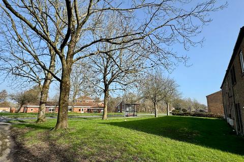 1 bedroom terraced house to rent, Beaulieu Close, Toothill, Swindon, SN5 8AH