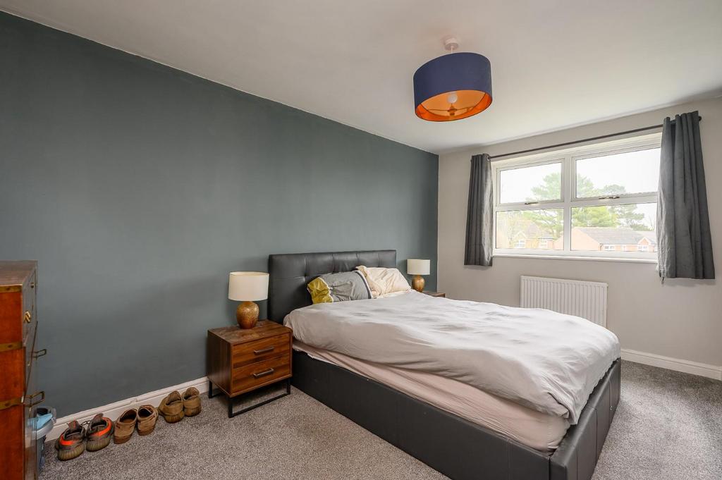 9 collingwood gardens-6.jpg