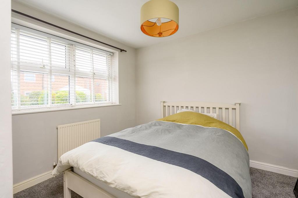 9 collingwood gardens-8.jpg