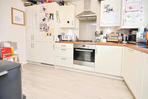3 bedroom semi-detached house for sale, Coronet Road, Aylesbury HP22