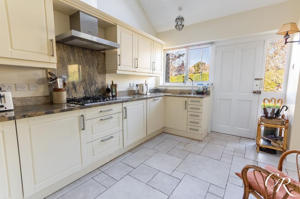 Kitchen/Breakfast