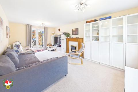 4 bedroom detached house for sale, Flyingdales Garden, Kingsway, Gloucester GL2 2EX