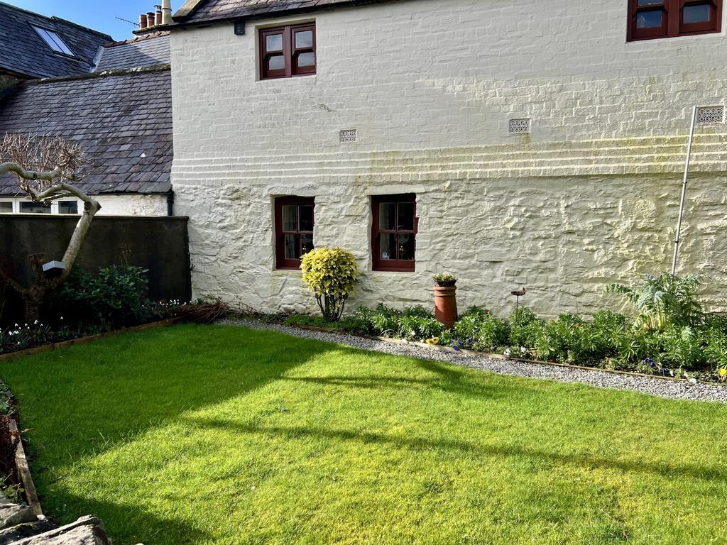 The Stables, 4 St Mary Street, Kirkcudbright - Wil