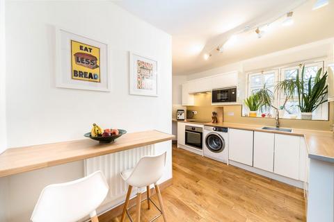 1 bedroom flat for sale, Lambeth Walk, London SE11