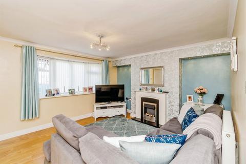 3 bedroom semi-detached house for sale, Yardley Street, Wednesbury