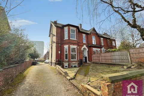 2 bedroom flat to rent, Belgrave Crescent, Eccles, Manchester, Greater Manchester, M30