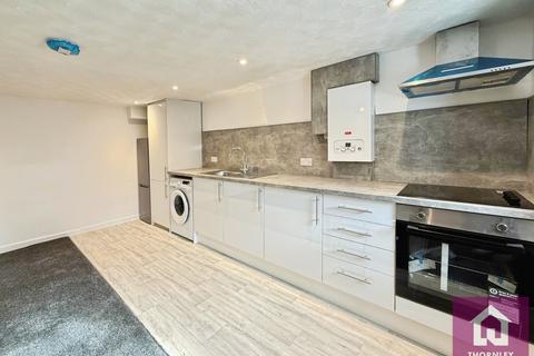 2 bedroom flat to rent, Belgrave Crescent, Eccles, Manchester, Greater Manchester, M30