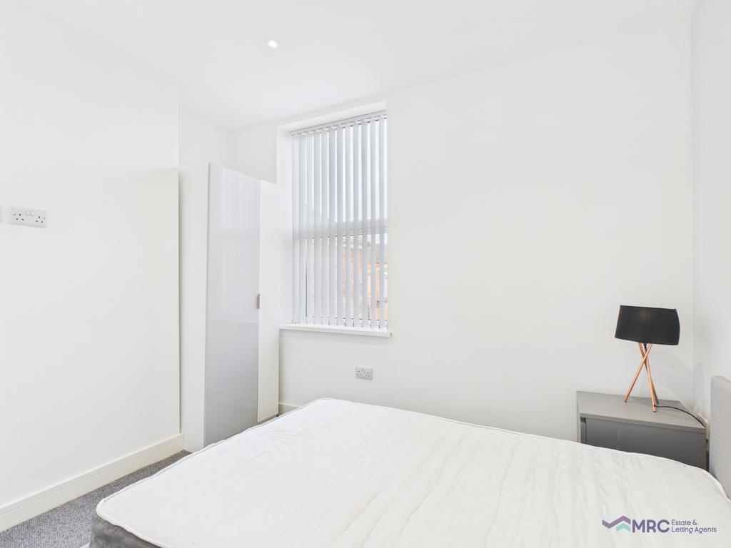 Luxury En-Suite Room to Let