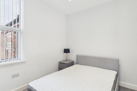 undefined, Room 4, Park Grove, Hull, HU5