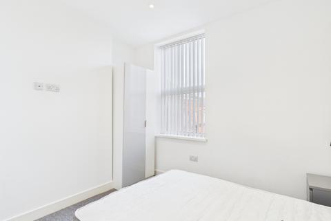 undefined, Room 4, Park Grove, Hull, HU5