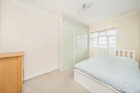 undefined, Poynders Gardens, London SW4