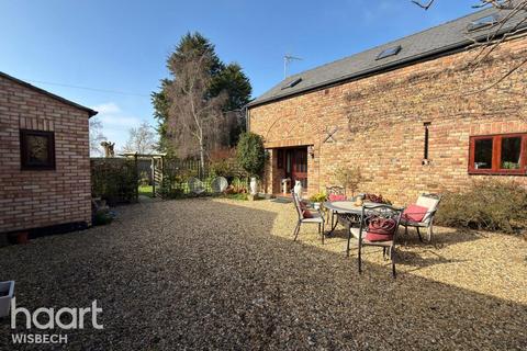 4 bedroom detached house for sale, Hannath Road, Tydd Gote