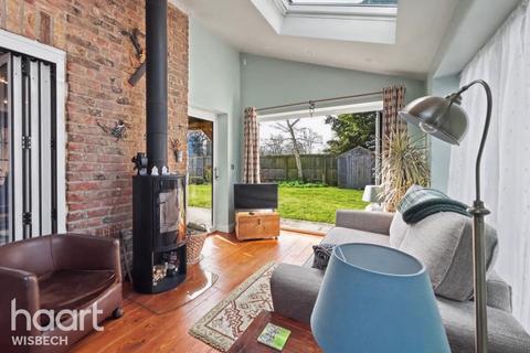 4 bedroom detached house for sale, Hannath Road, Tydd Gote