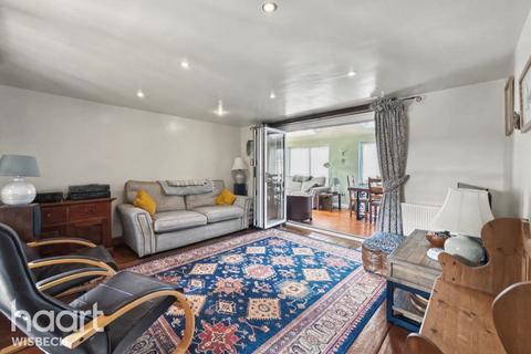 4 bedroom detached house for sale, Hannath Road, Tydd Gote