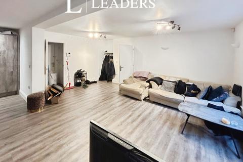undefined, Harrington Drive, Nottingham, Nottinghamshire, NG7