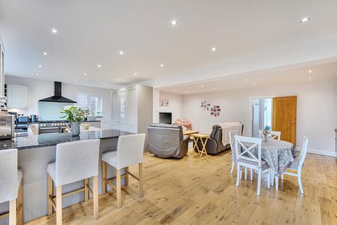 4 bedroom detached house for sale, Shawley Way, Epsom, Surrey. KT18