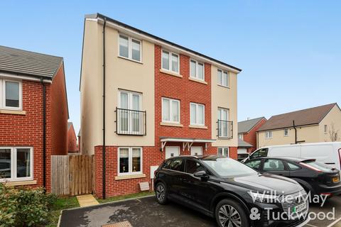3 bedroom semi-detached house for sale, Vita Avenue, Bridgwater TA6