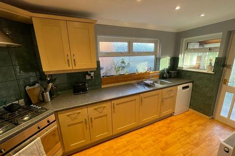 undefined, St. Albans Road, Wrecsam, LL11