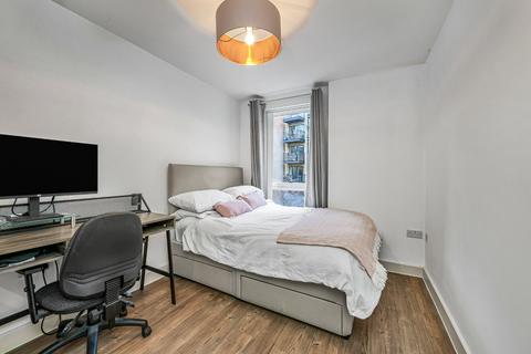 2 bedroom flat for sale, Milles Square London, Brixton, London, SW9