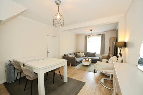 3 bedroom terraced house for sale, New Road, Ynysybwl, Pontypridd