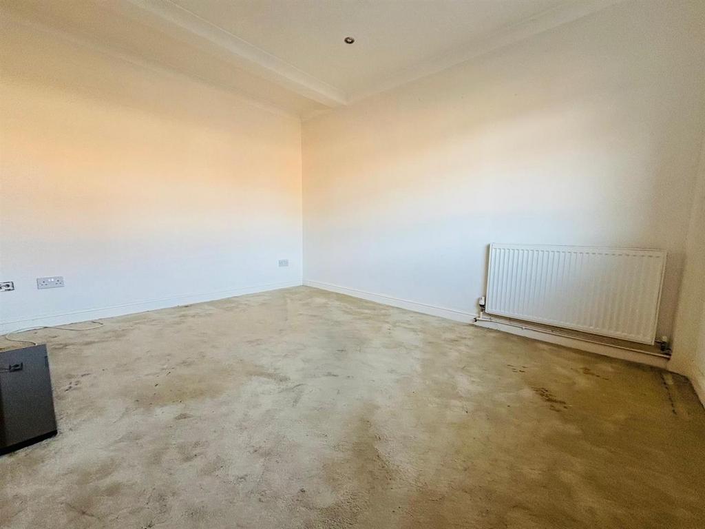Dining Room: